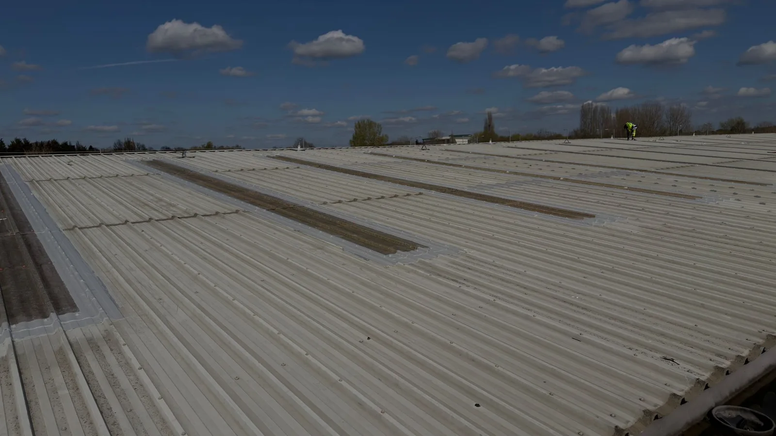 Profiled retail roof with rows of skylights in Tamworth